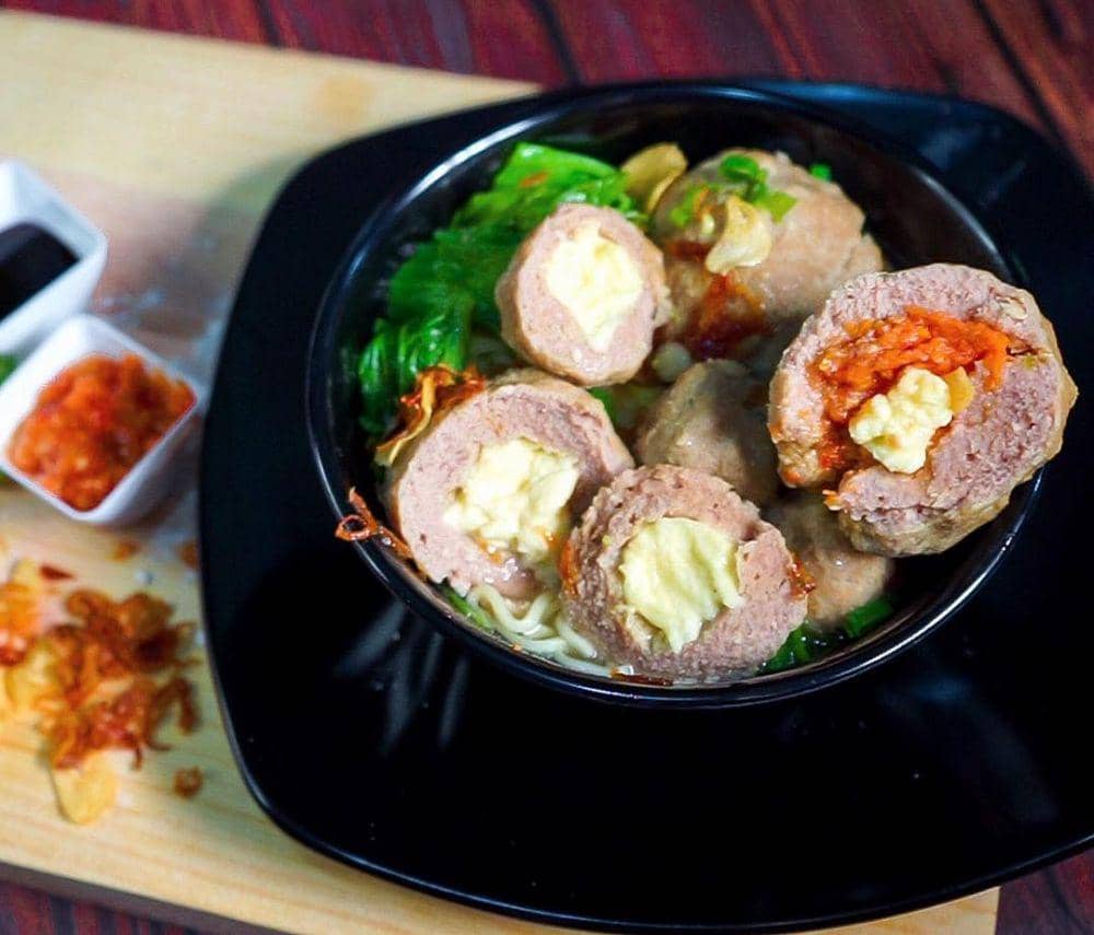 instagram.com/tasyi athasyia