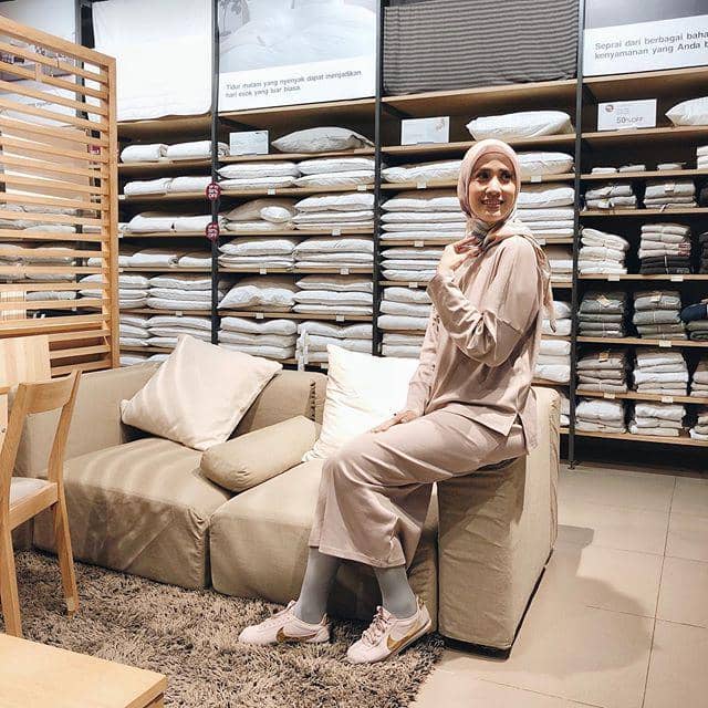 instagram.com/fannyfabriana