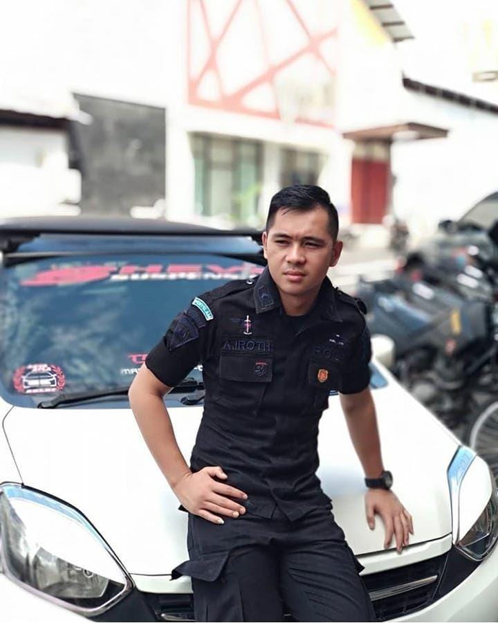 Instagram.com/krissandro_23