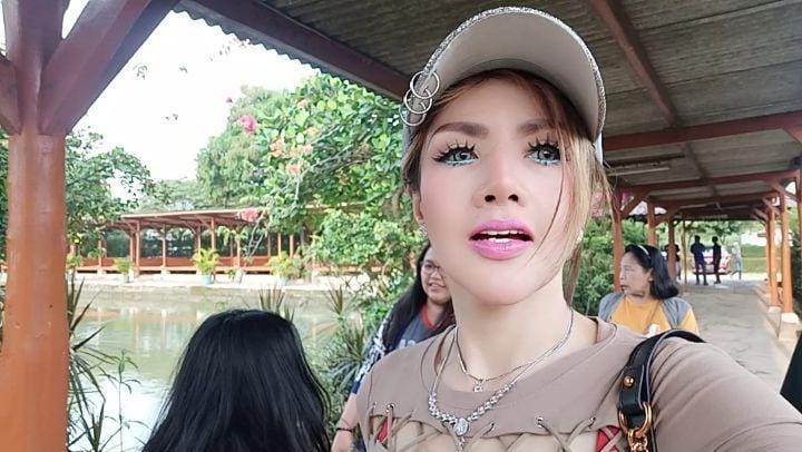 Instagram.com/barbiekumalasari