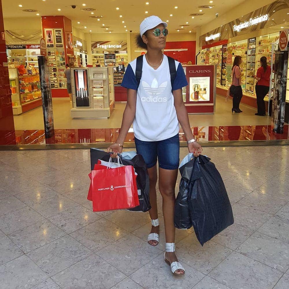 instagram.com/wendie_renard