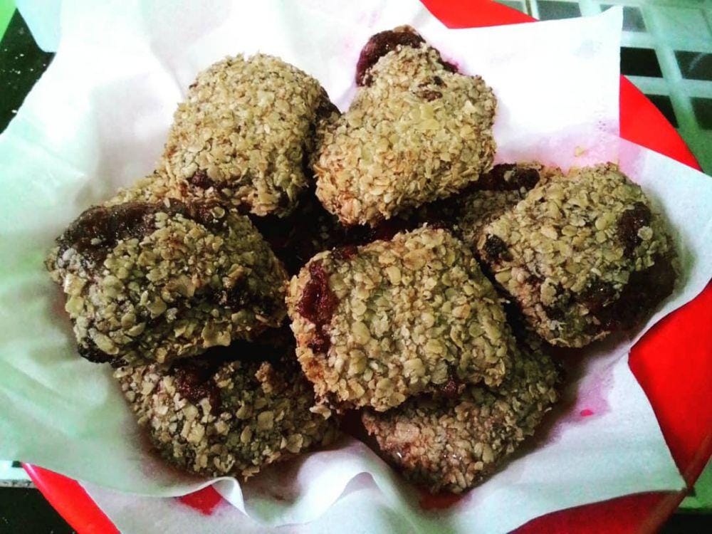 instagram.com/triashafitri