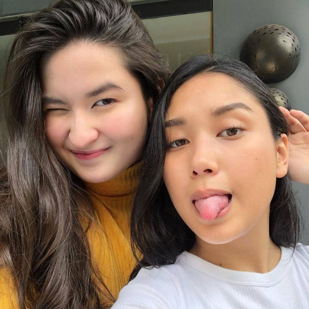 instagram.com/stephaniepoetri