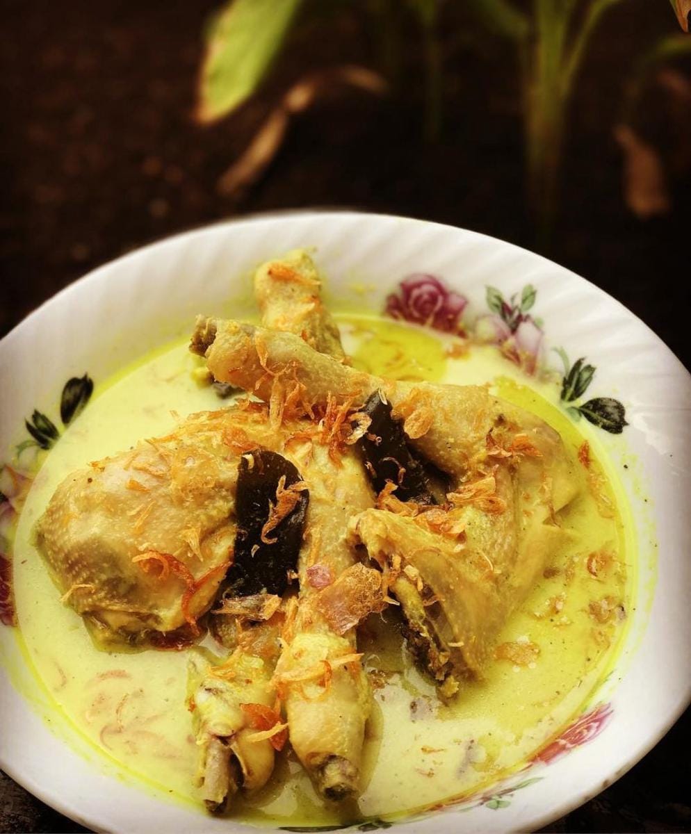 instagram.com/upithandayani