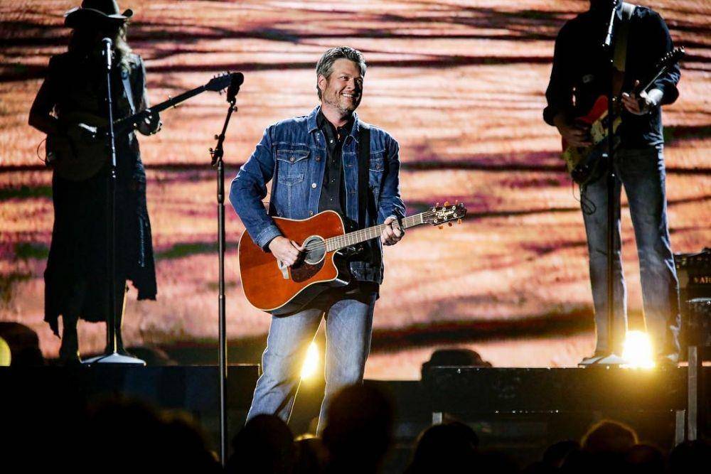 instagram.com/blakeshelton