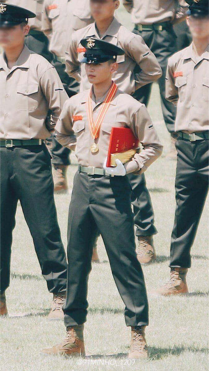 Twitter/rainie_mike93