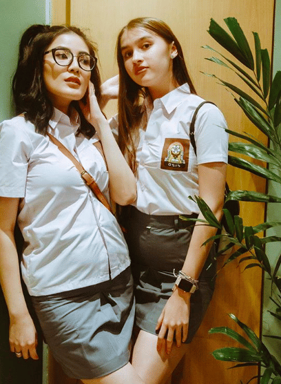 instagram.com/nindyparasadyharsono