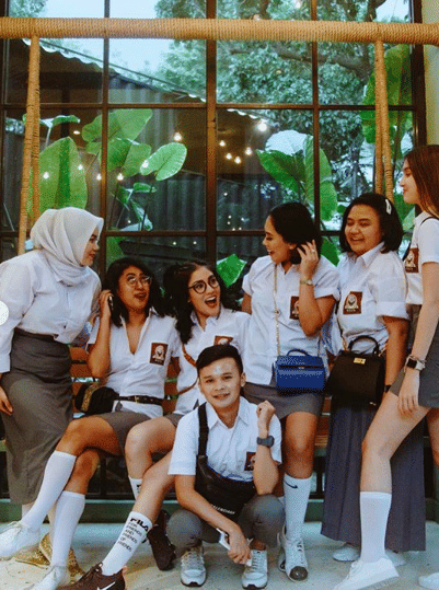 instagram.com/nindyparasadyharsono