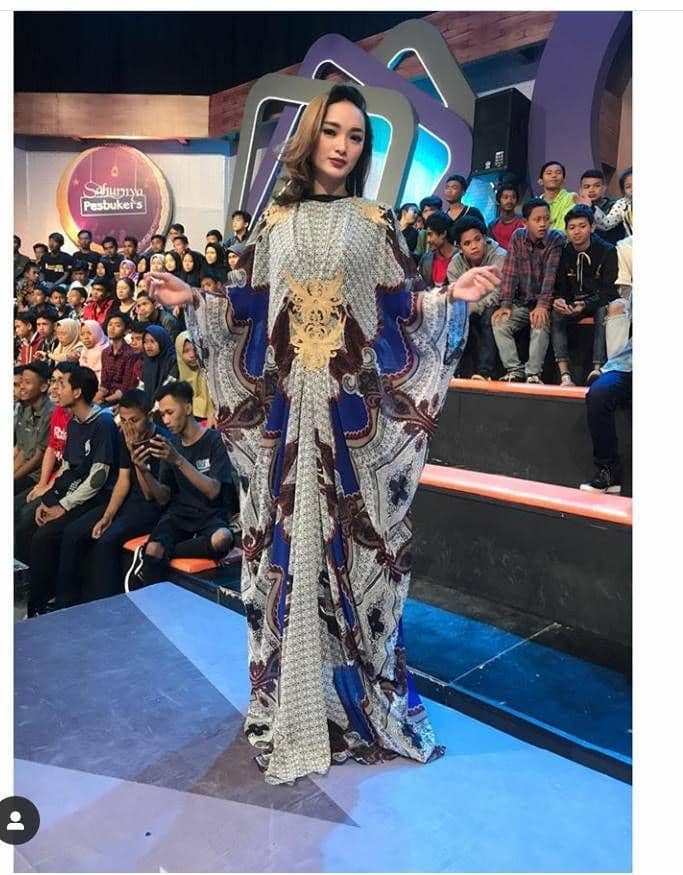 instagram.com/zaskia_gotix/