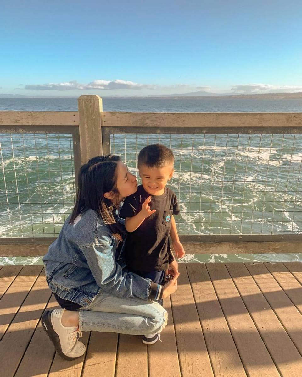 instagram.com/laurabas