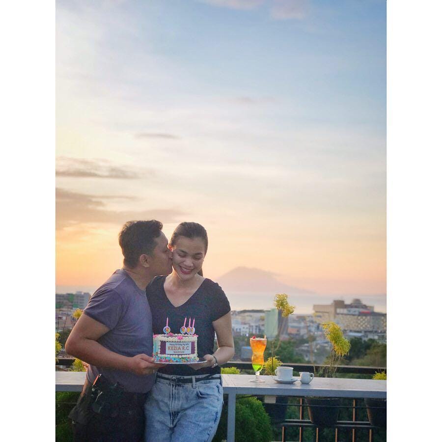 instagram.com/keziawarouw