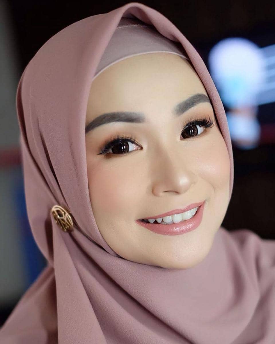 instagram.com/sorayalarasat1