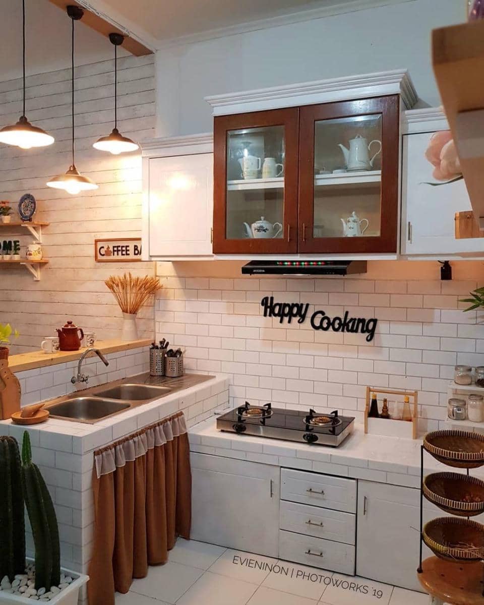 instagram.com/evieninon