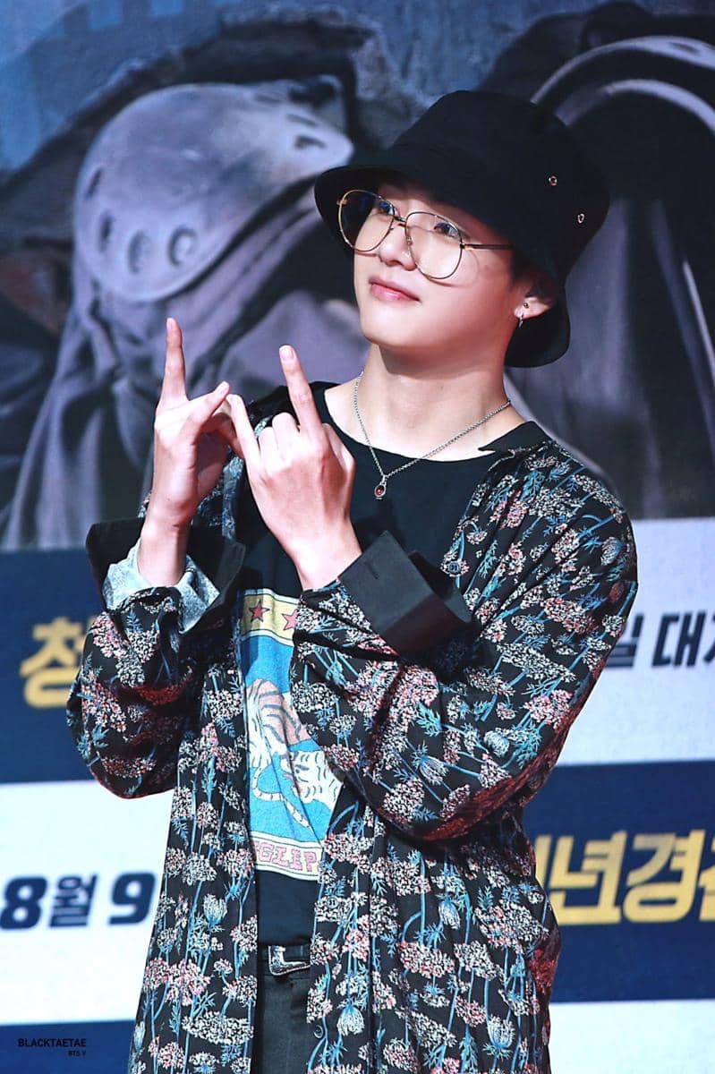 twitter.com/blacktaetae1230