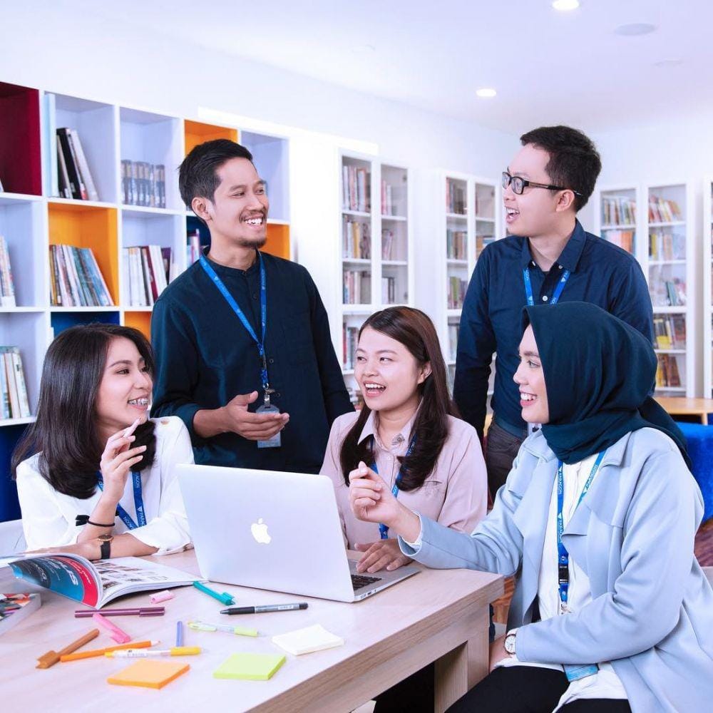 Instagram.com/paragon.id