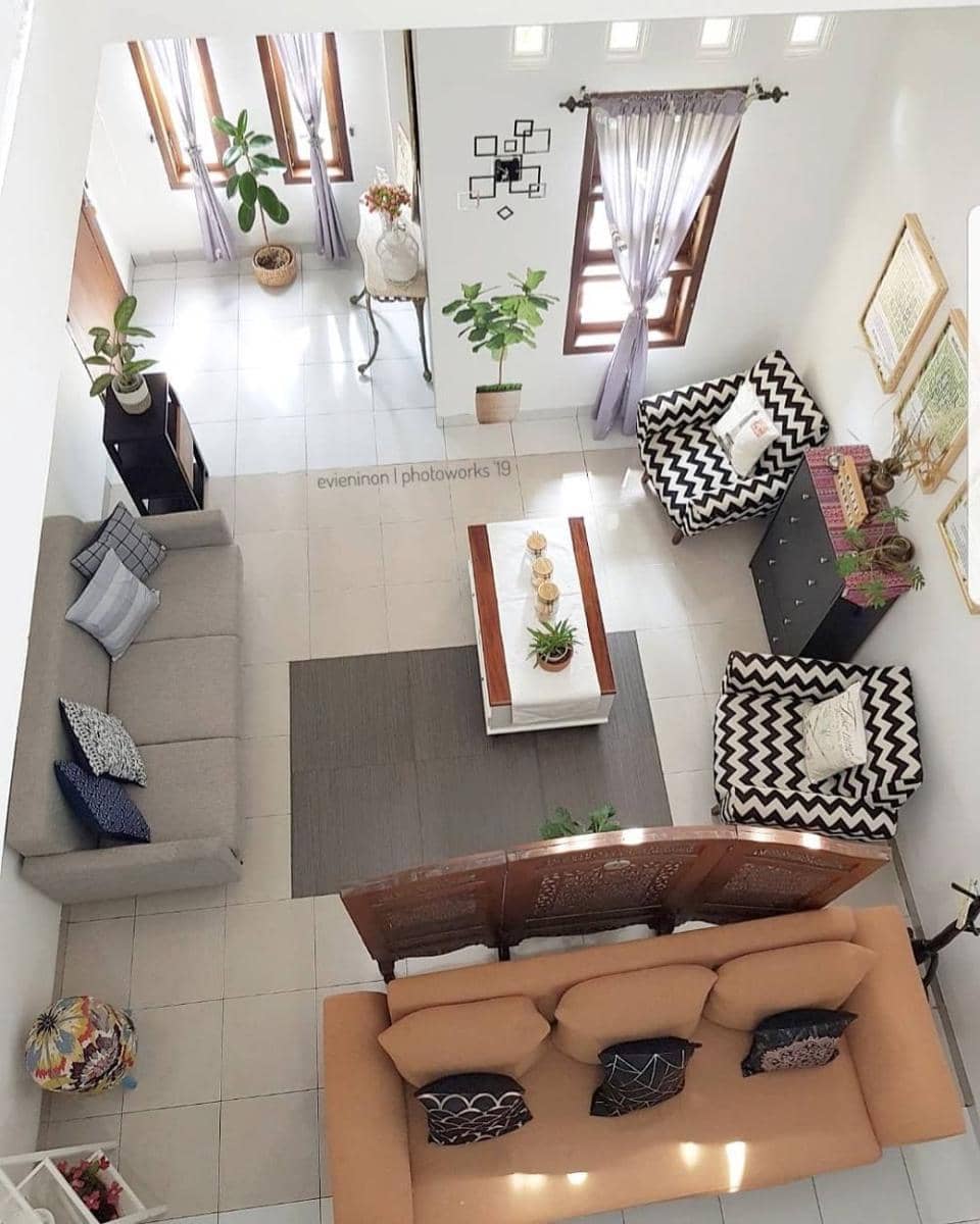 instagram.com/evieninon