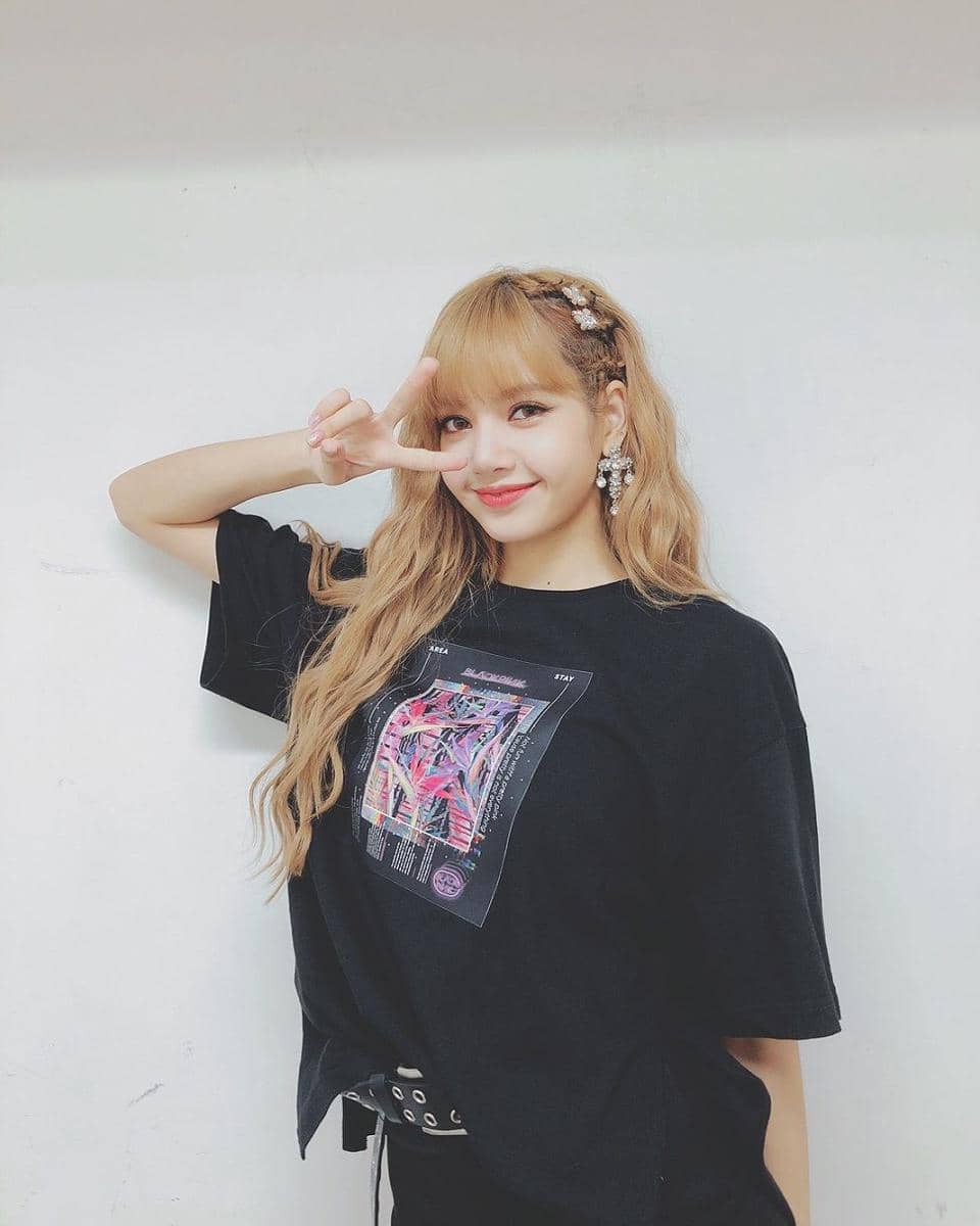 instagram.com/lalalalisa_m