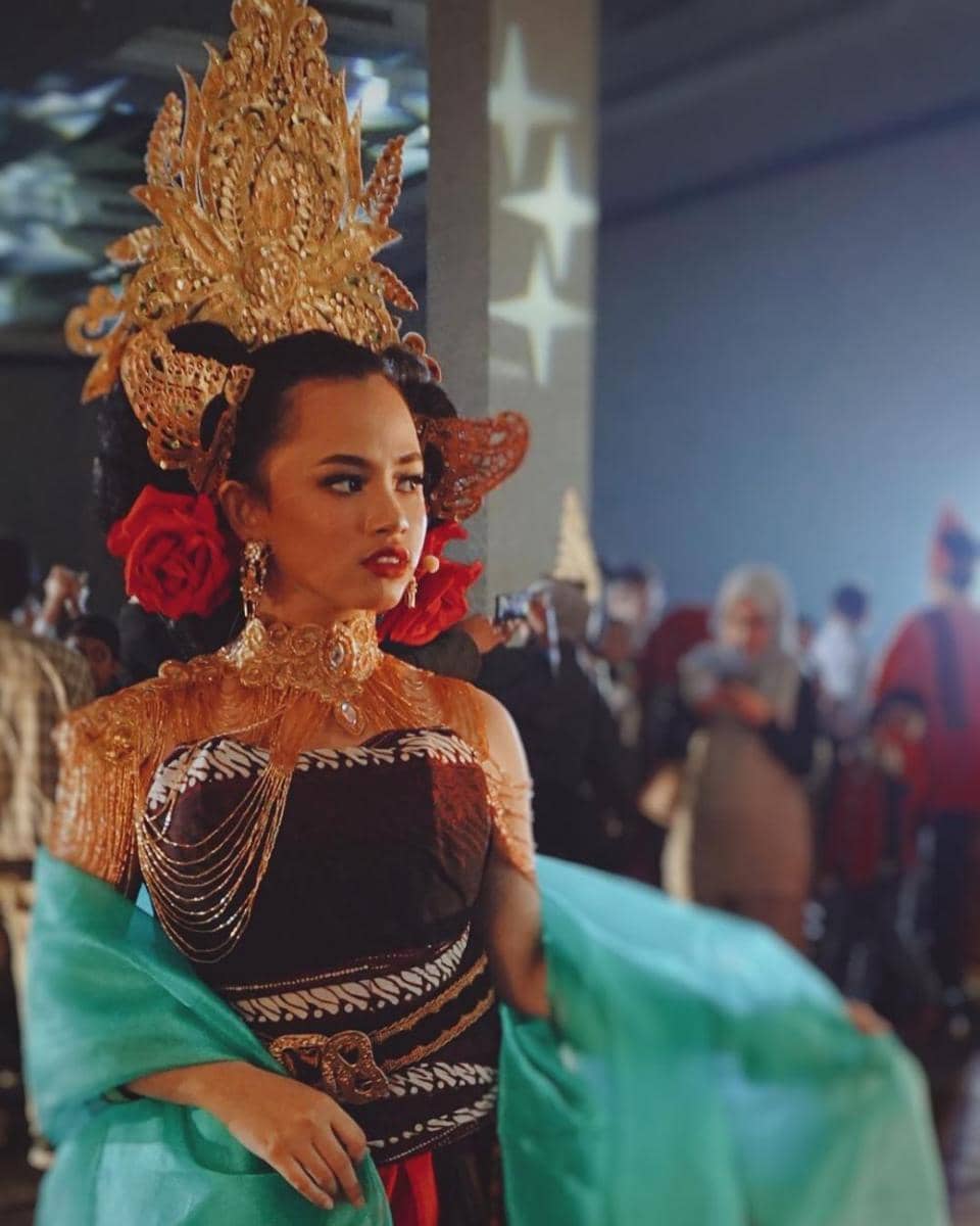 Instagram.com/wizzyofficial