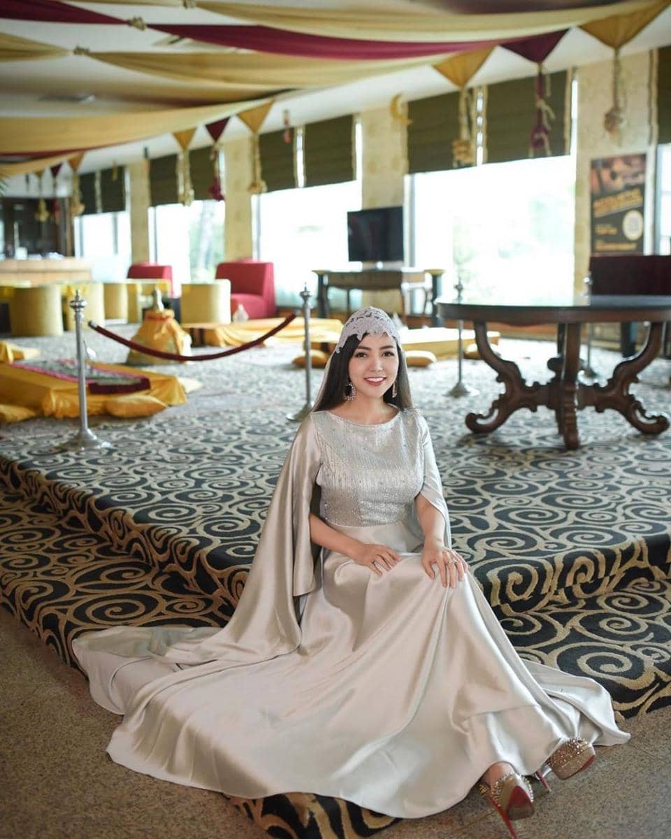 instagram.com/bellashofie_rigan