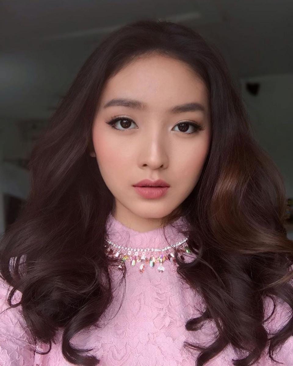 instagram.com/natashawilona12