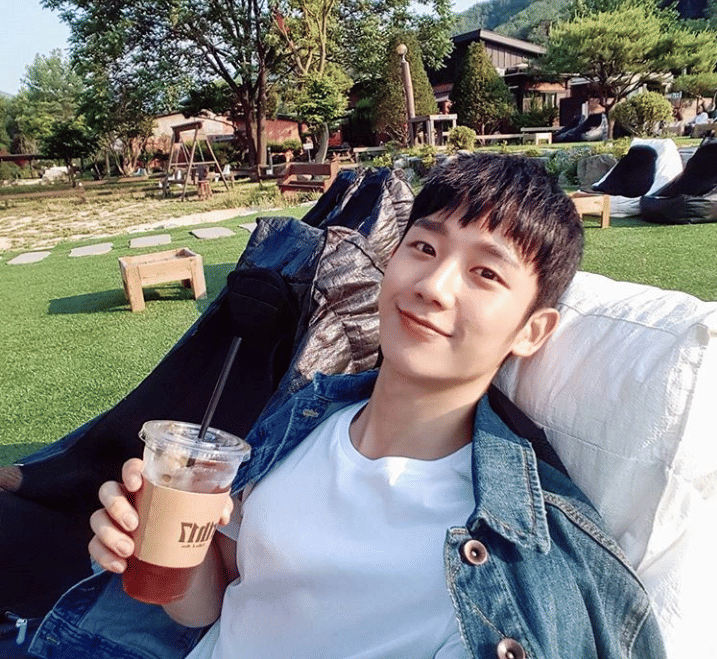 instagram.com/holyhaein