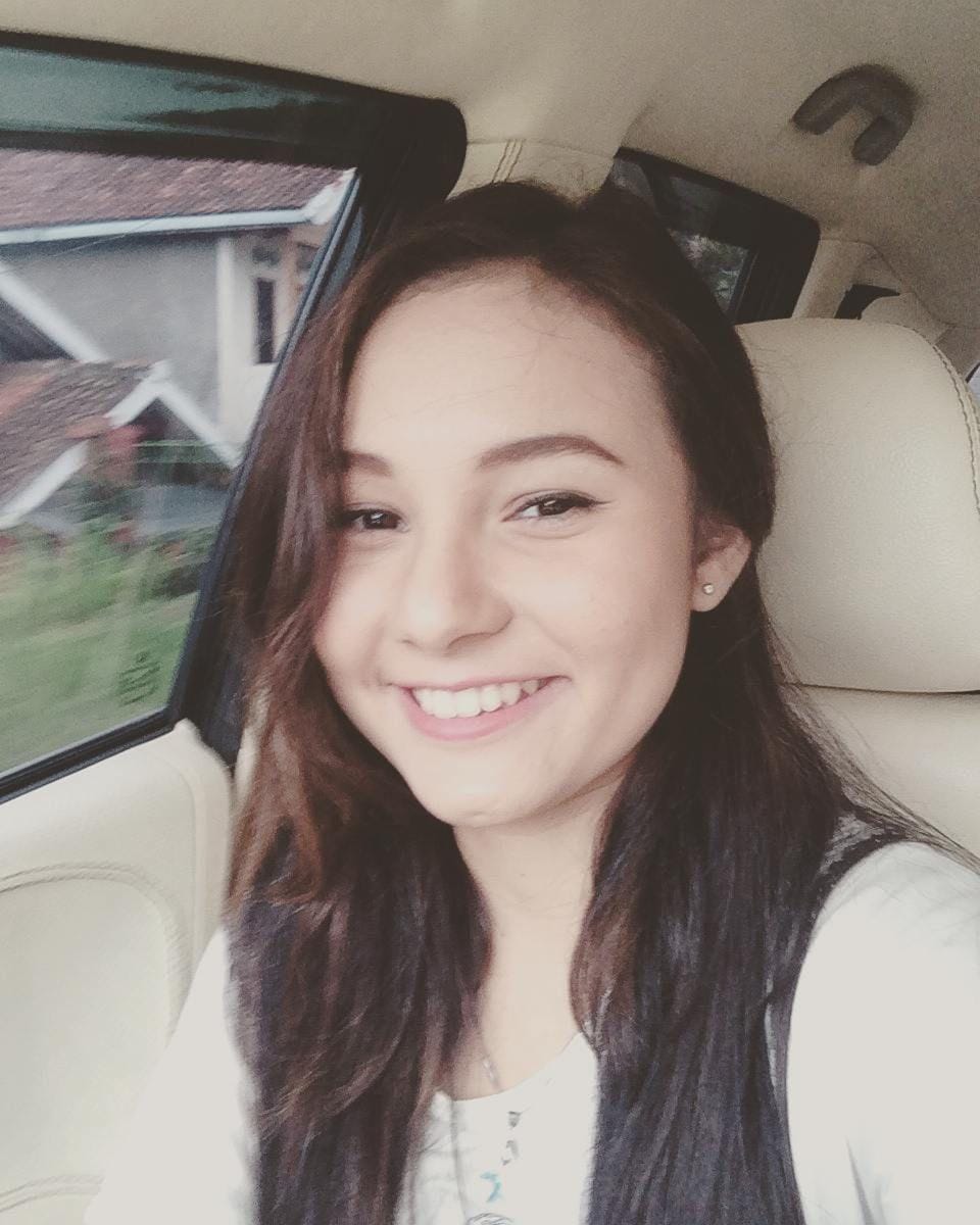 instagram.com/larasati.nugroho