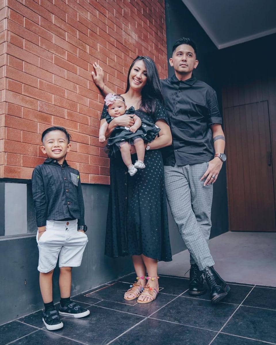 instagram.com/mrssharena