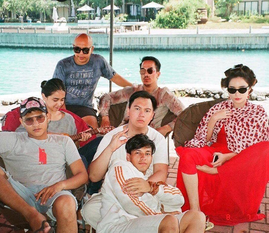 instagram.com/jefrinichol