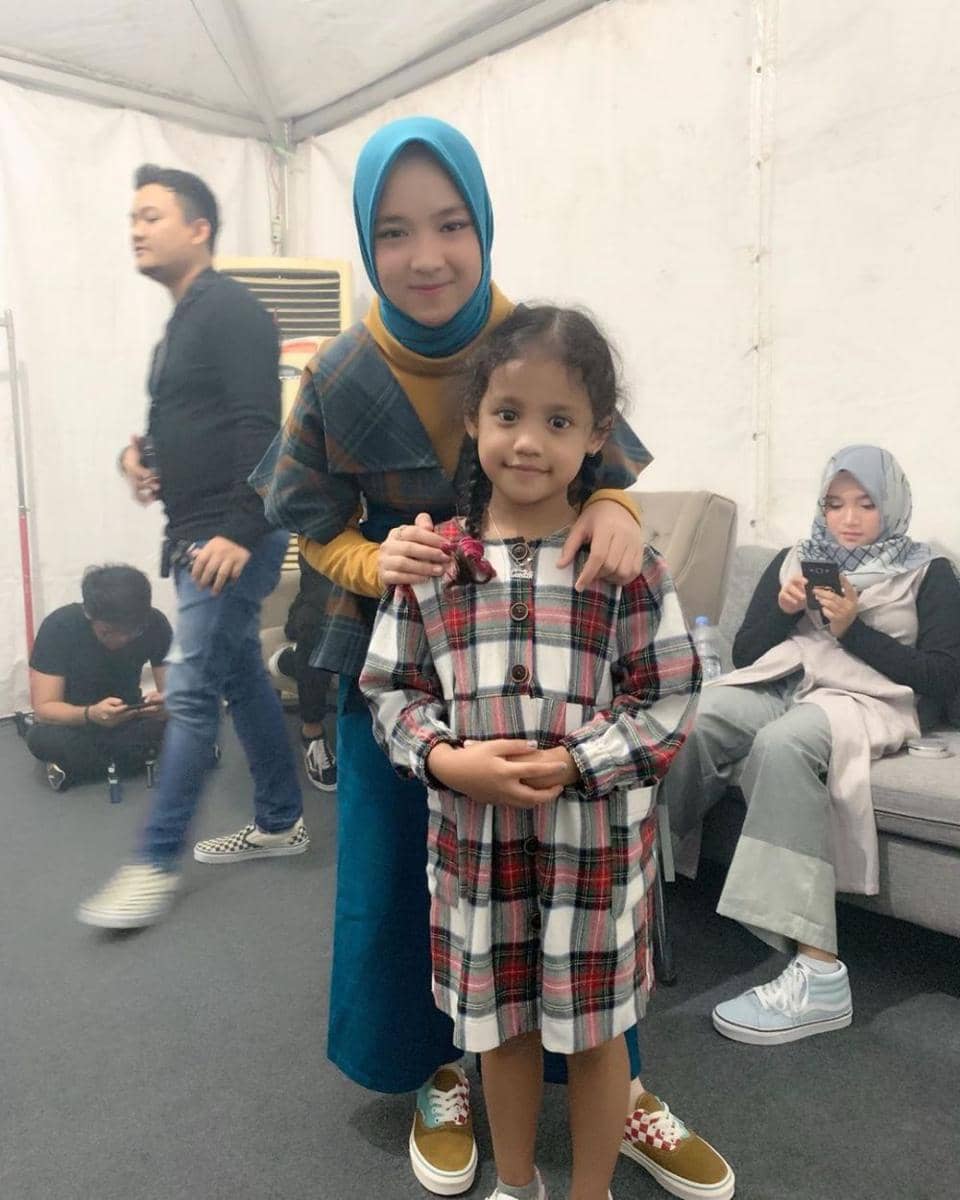 instagram.com/cantik_vht