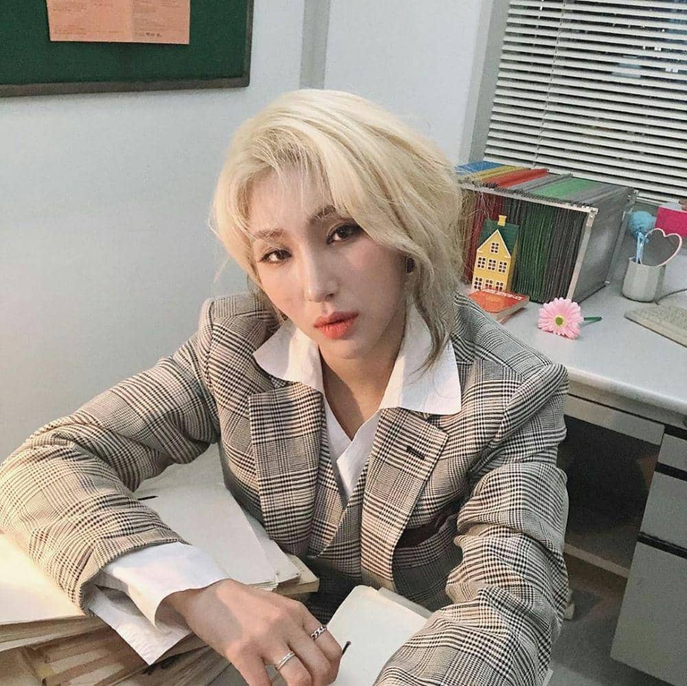 instagram.com/giantpink