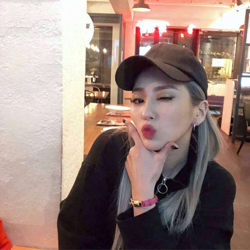 instagram.com/giantpink