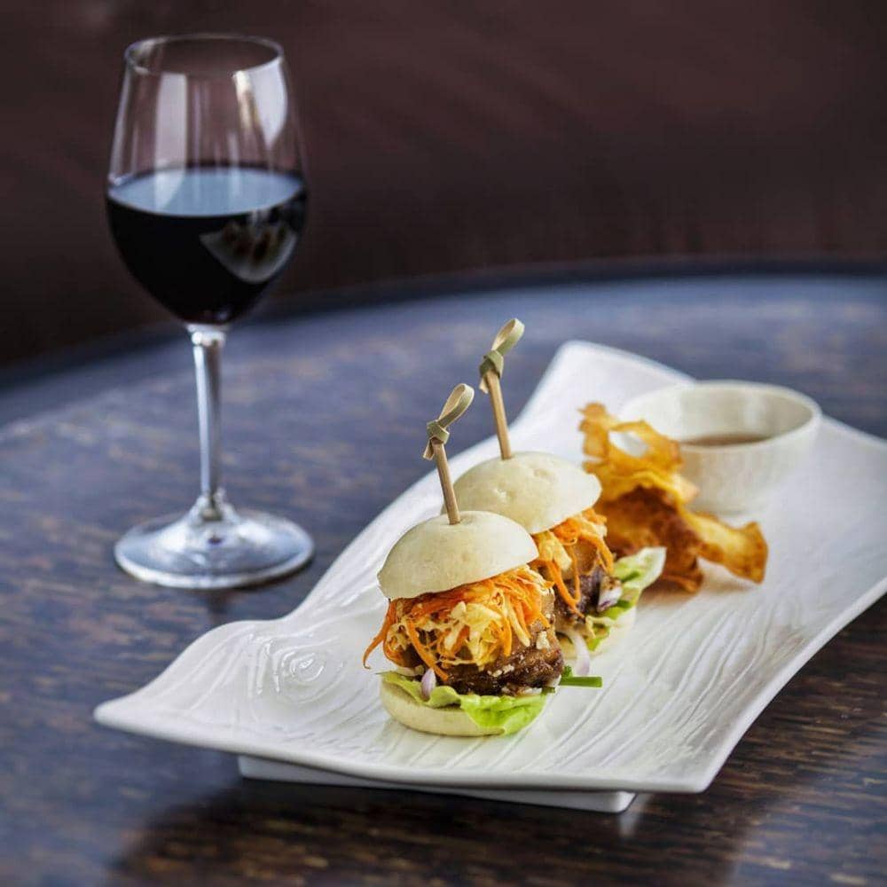 instagram.com/metis_bali