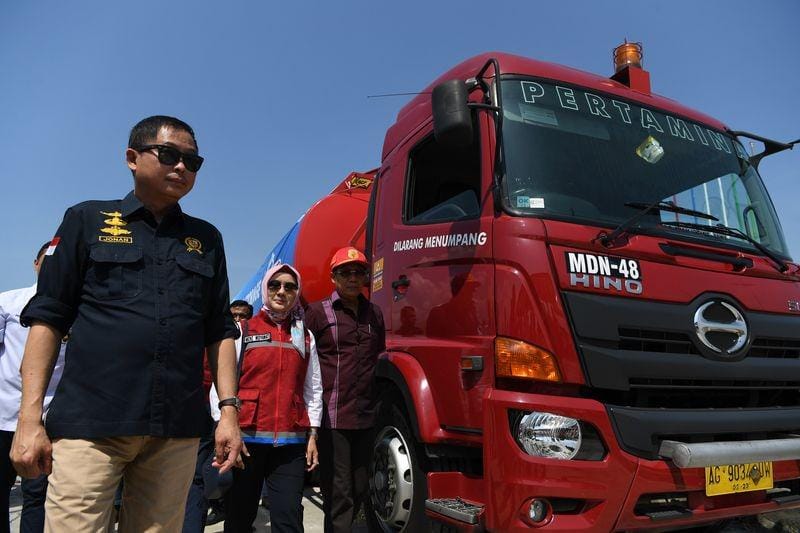 (Menteri ESDM Ignasius Jonan) ANTARA FOTO/Zabur Karuru