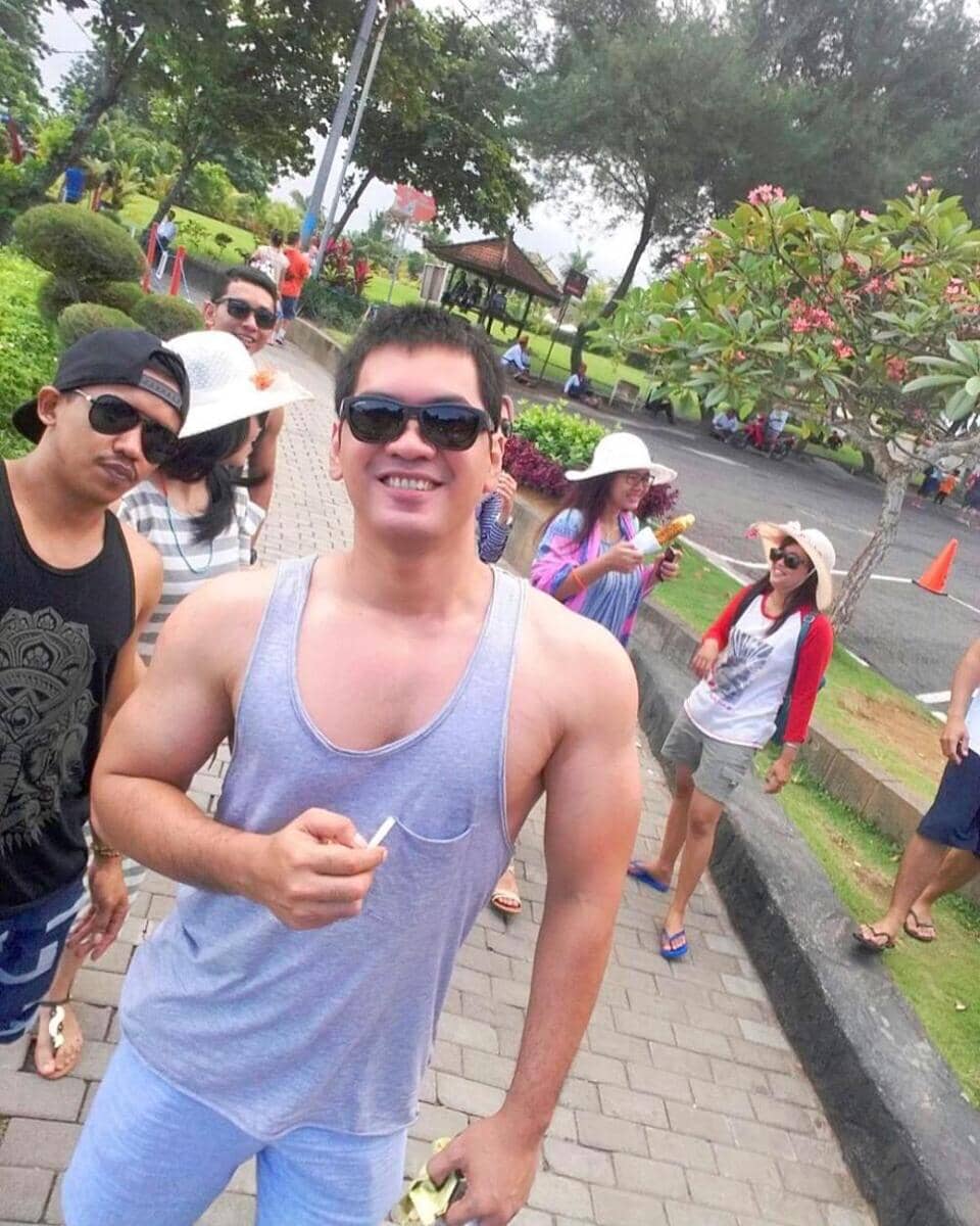 Instagram.com/hefriolifian