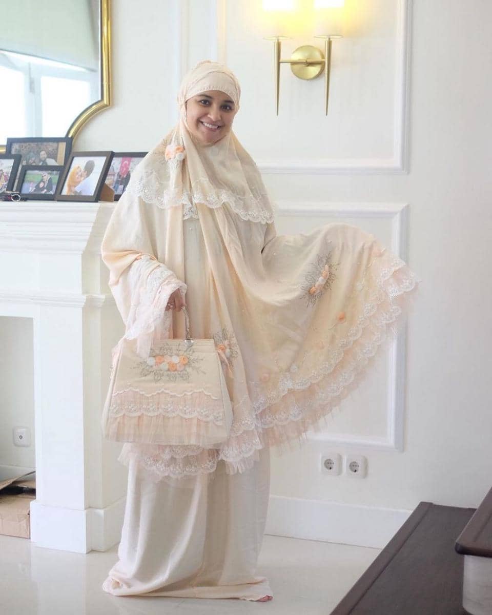 instagram.com/shireensungkar