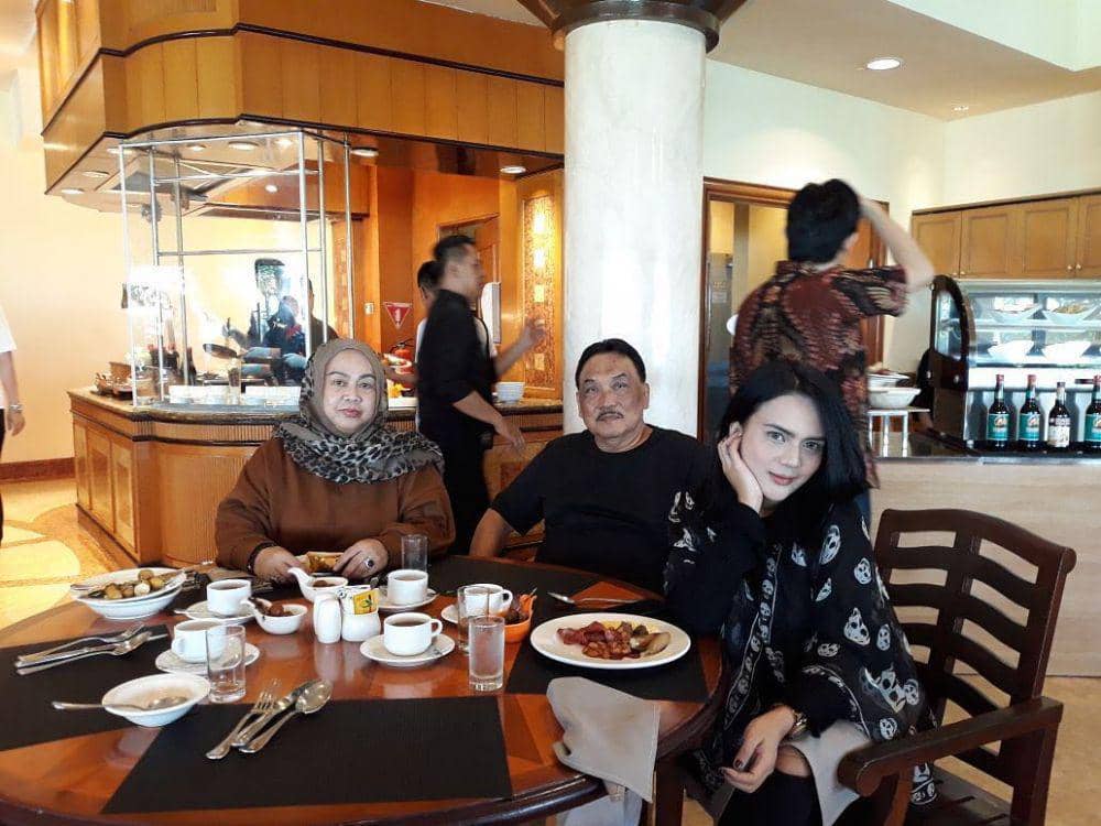 instagram.com/anggitasari612