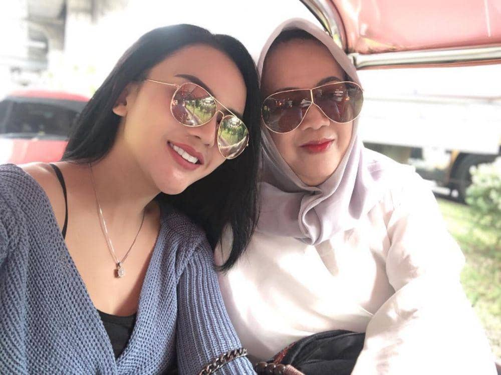 instagram.com/anggitasari612