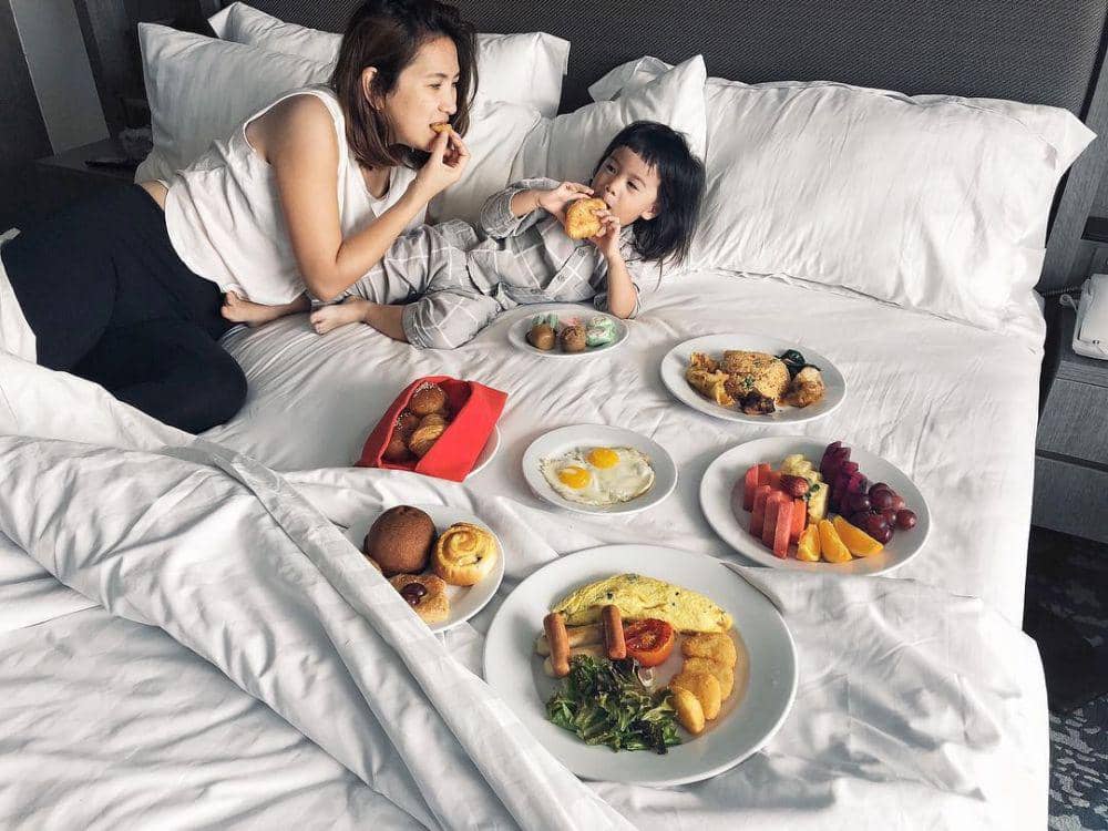 instagram.com/jenniferarnelita