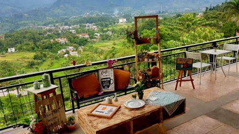 breeve-hills-resto-cafe.business.site/