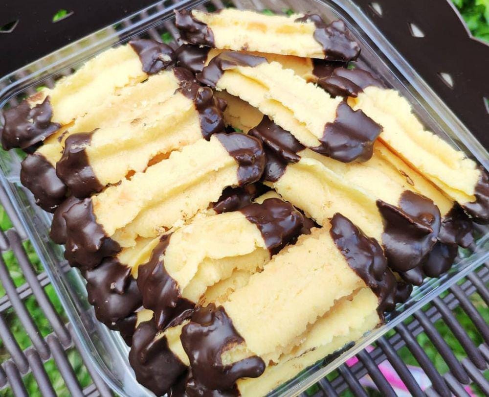 instagram.com/liessurya