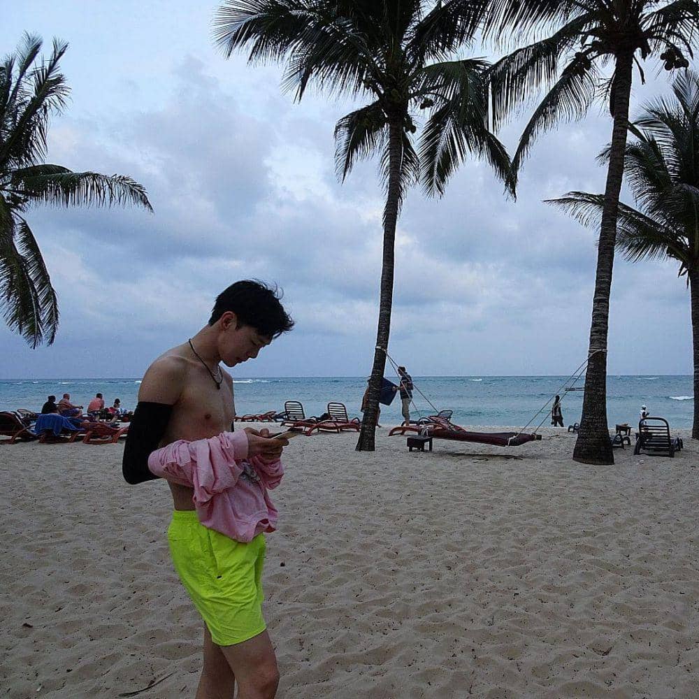 instagram.com/komurola