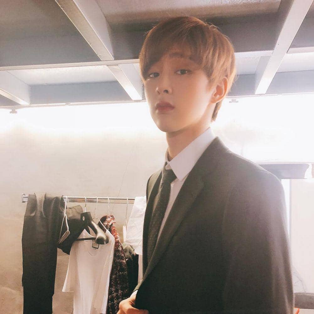 instagram.com/komurola