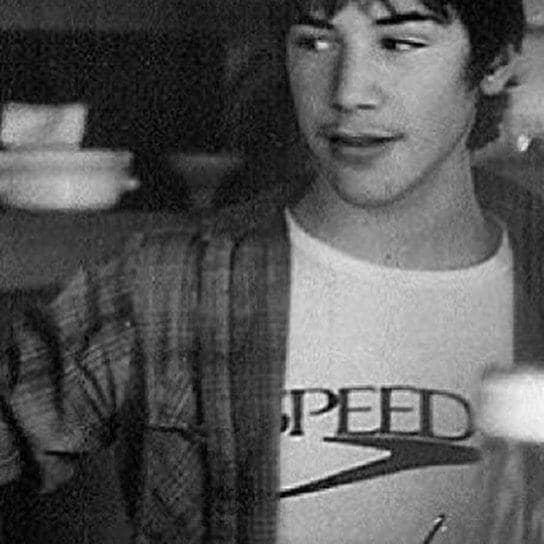 instagram.com/thelegebdarykeanu