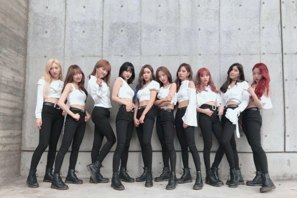 twitter.com/WJSN_Cosmic