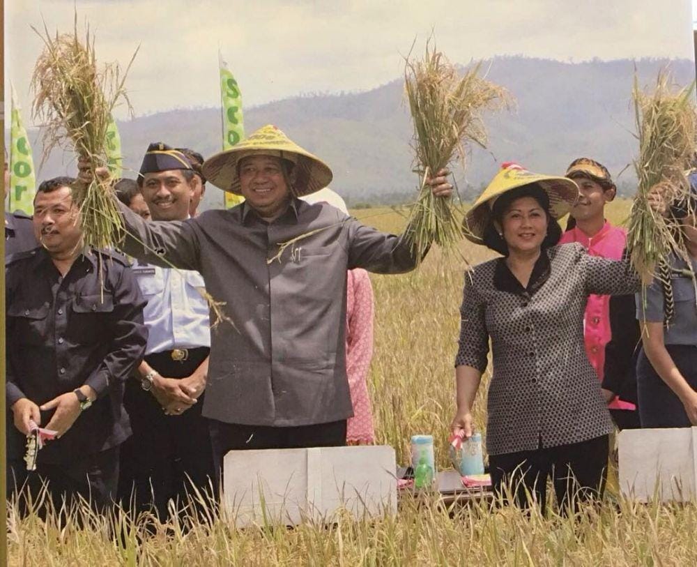 instagram.com/aniyudhoyono