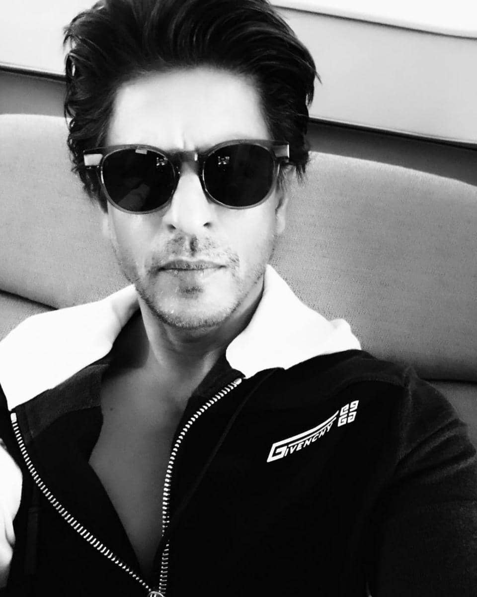 instagram.com/iamsrk
