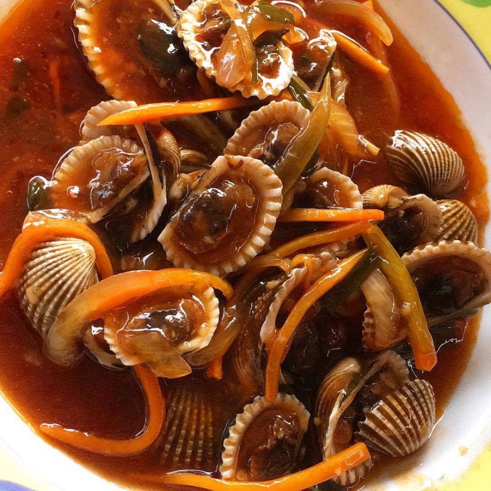 instagram.com/bowinies11's