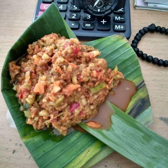 travelingyuk.com/rujak-bebeg