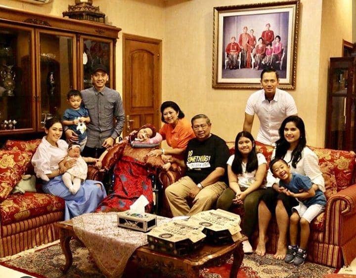 Instagram.com/aniyudhoyono