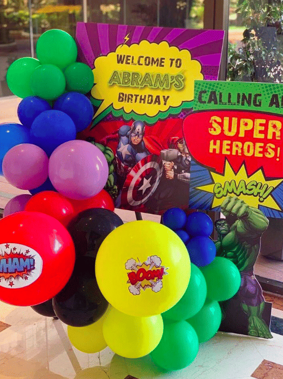 twitter.com/SRKUniverse